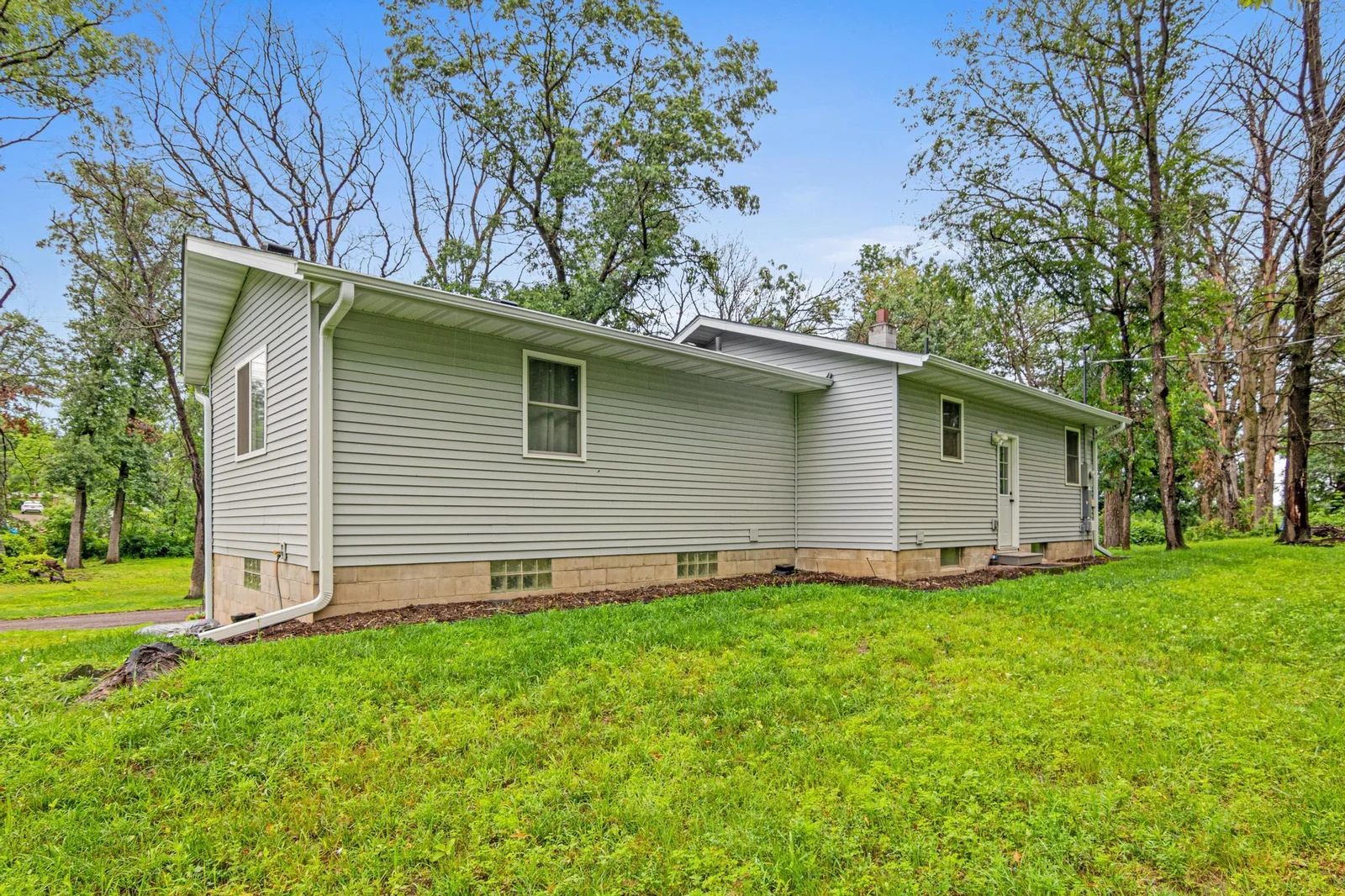 2206 293rd Lane NW-25.jpg