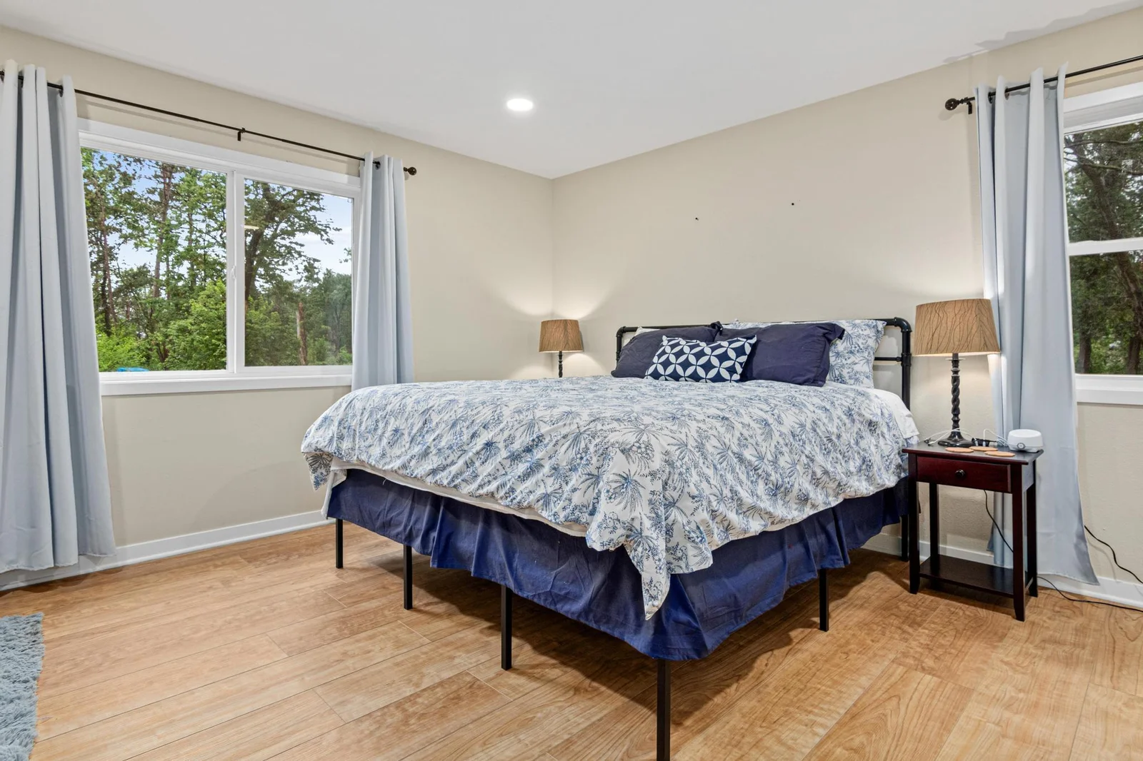 2206 293rd Lane NW-18.jpg