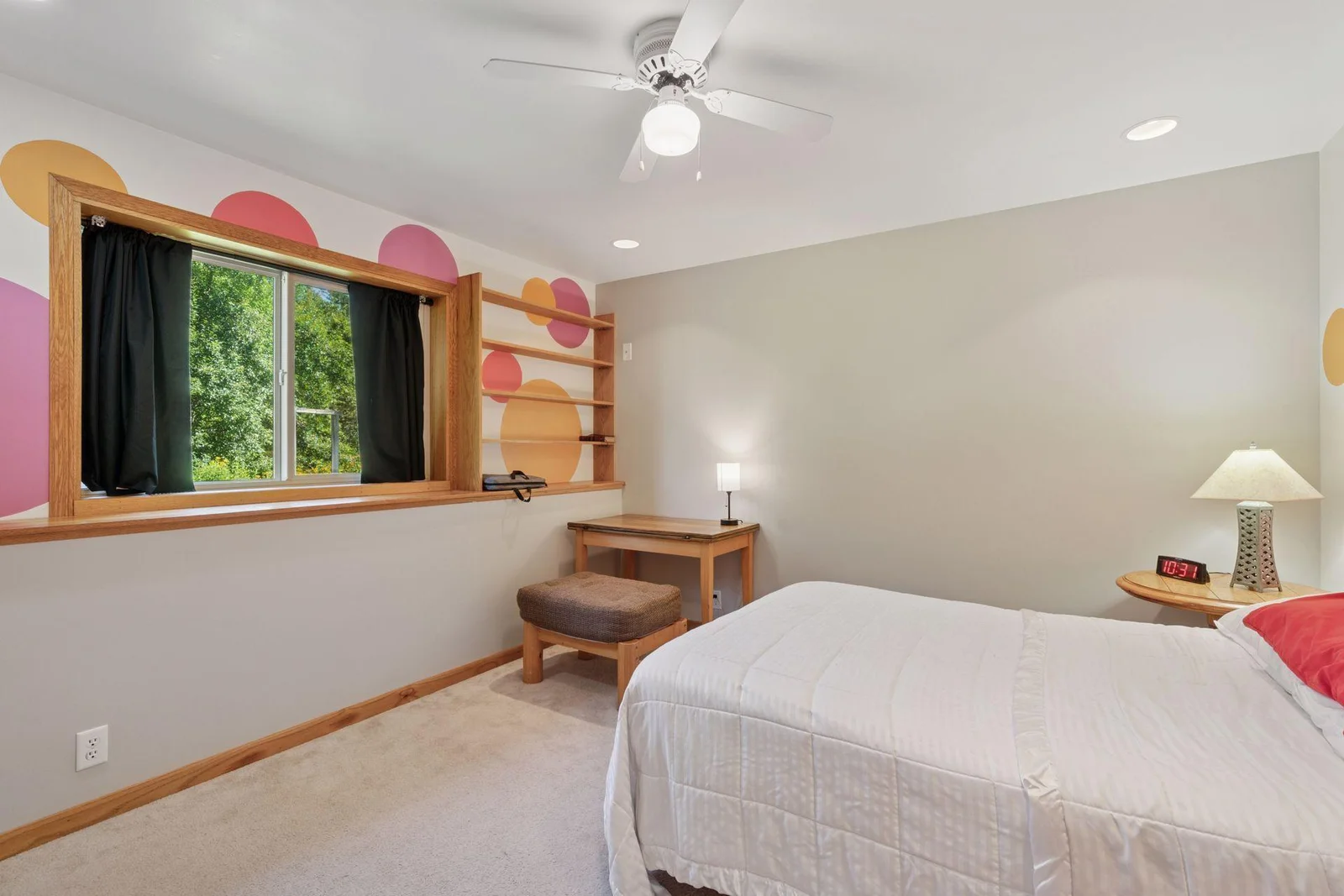 Lower level bedroom