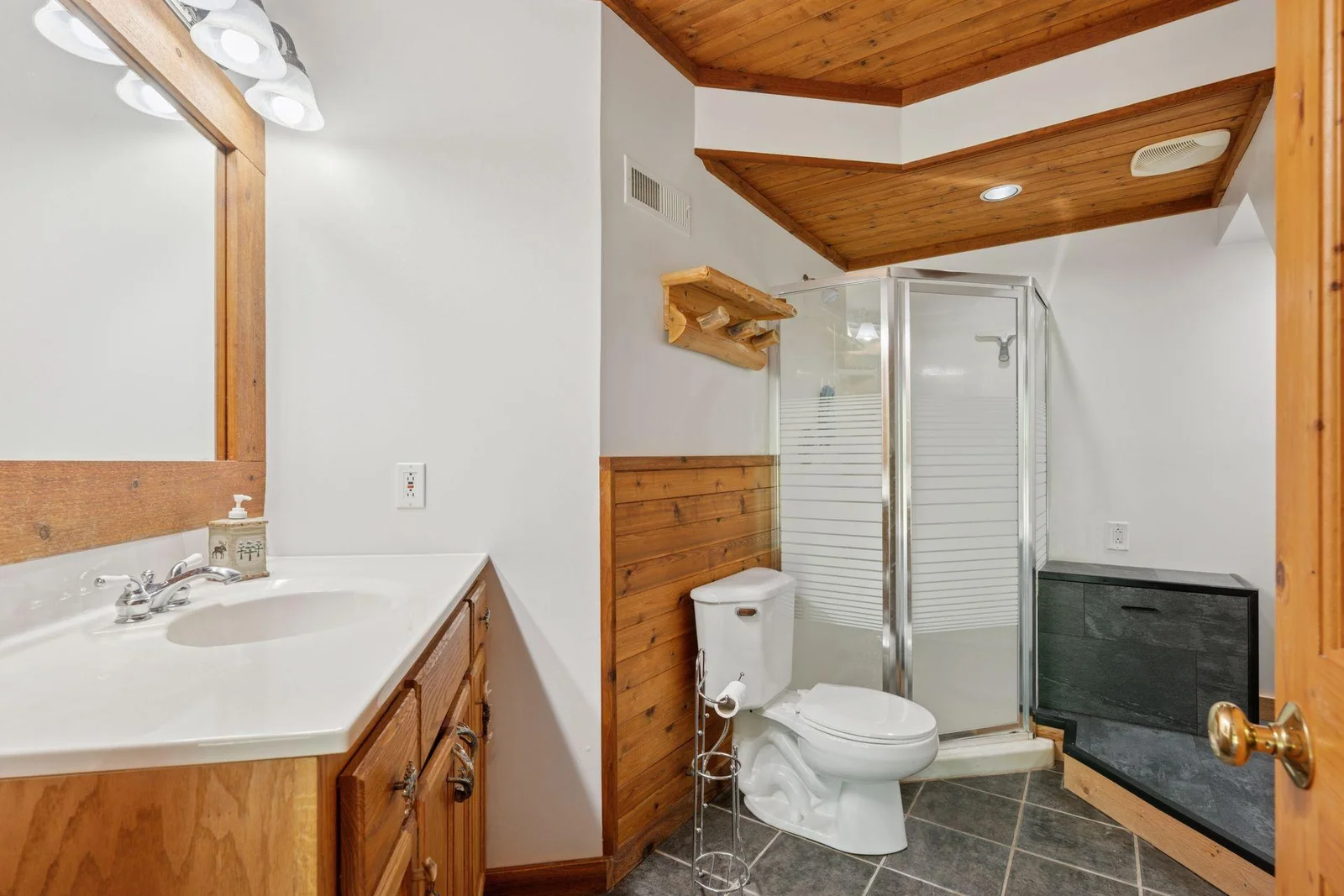 Lower level bath
