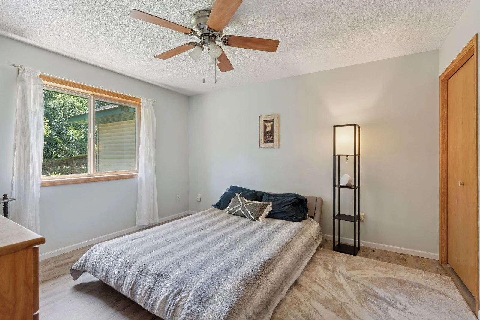 Main level bedroom
