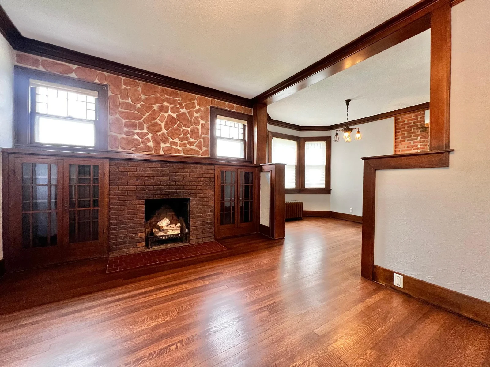 Living Room Looking into Breakfast Nook or Office Space.