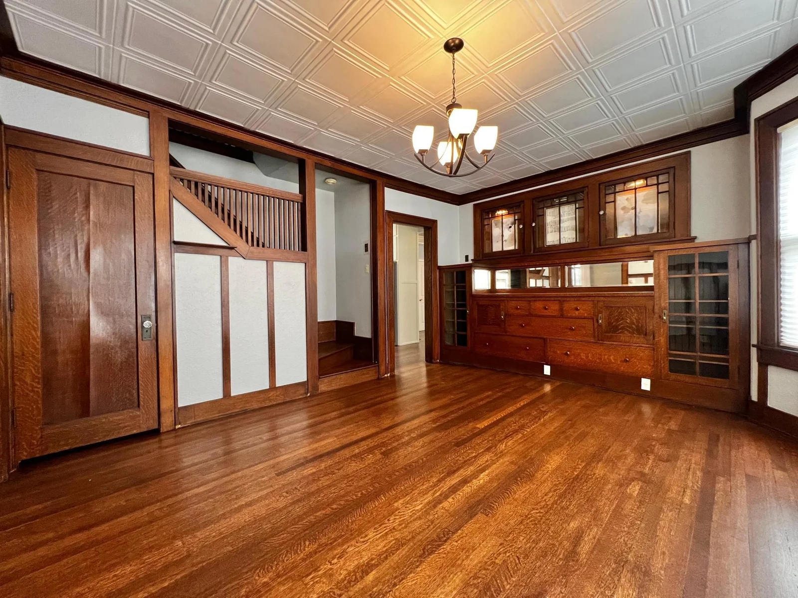 Dining Room with view to Kitchen.