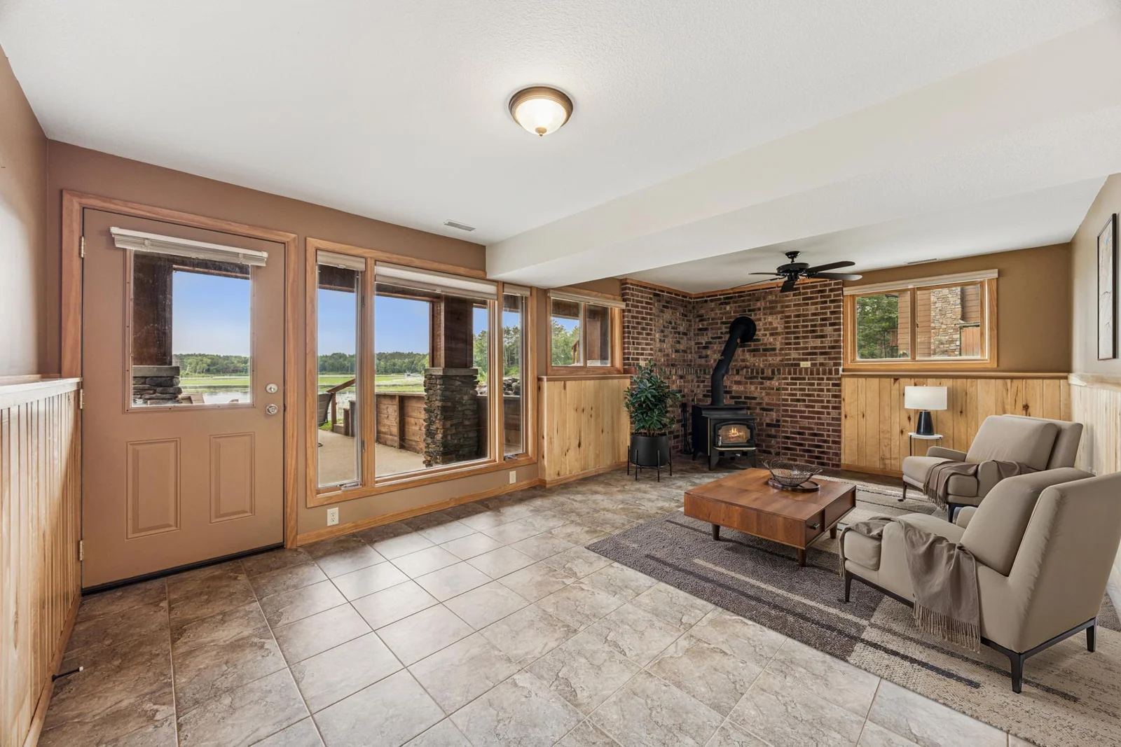 Family Room WALKOUT  with Woodstove(virtually staged)
