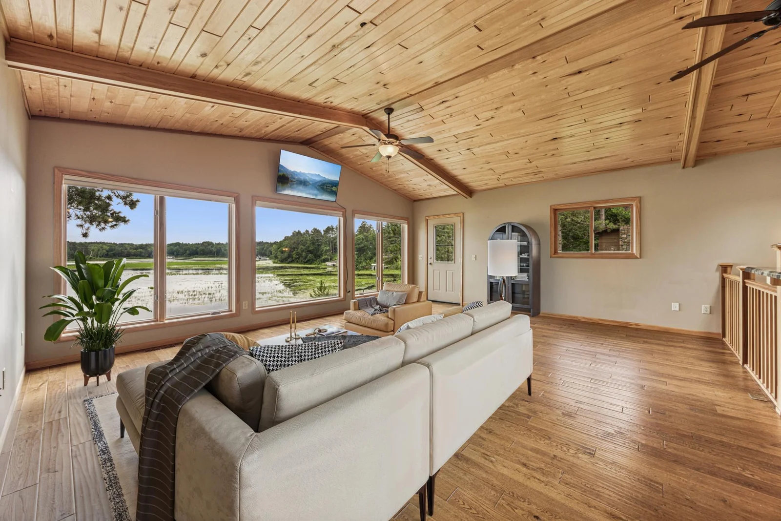 Living Room (virtually staged)