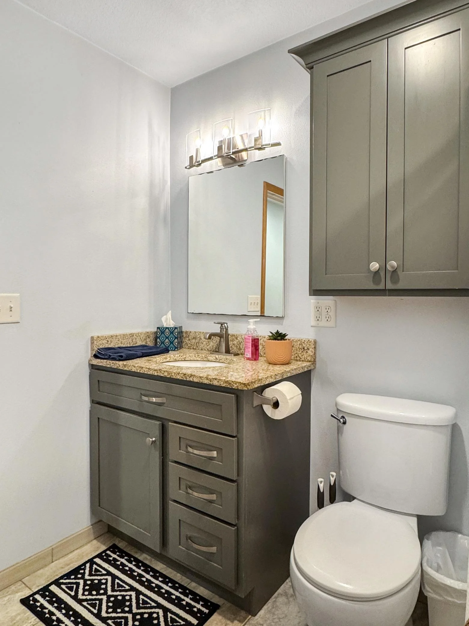 Main Floor full bath