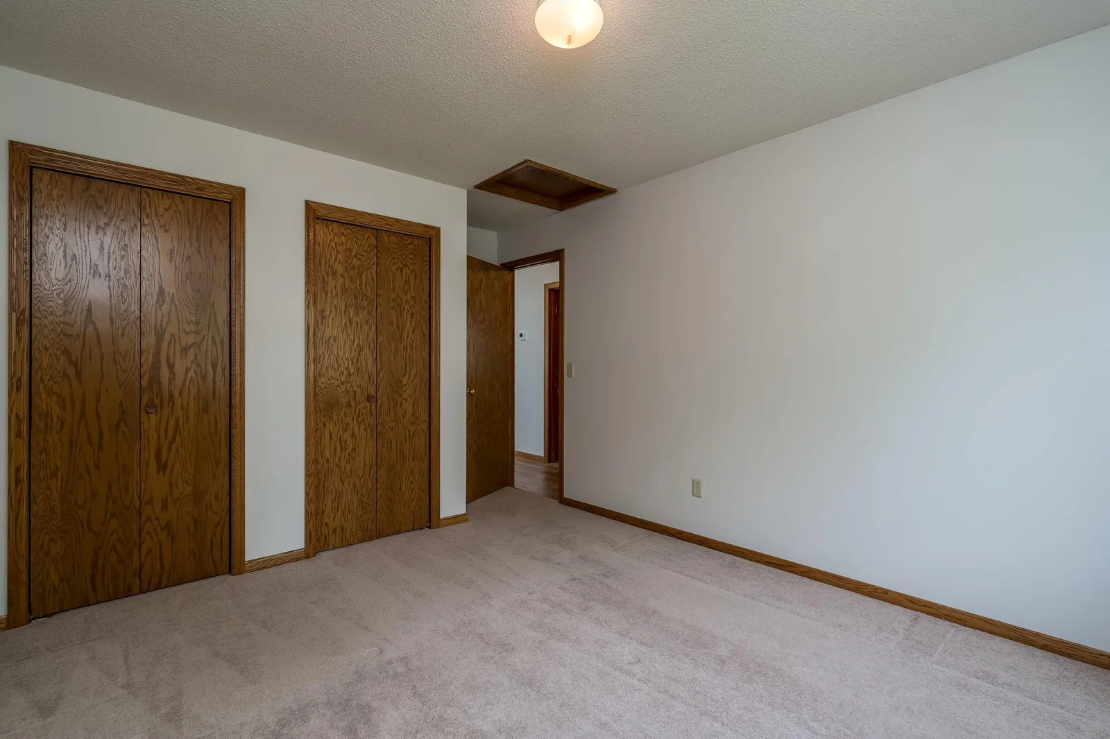 17-web-or-mls-1670-castle-dr.jpg