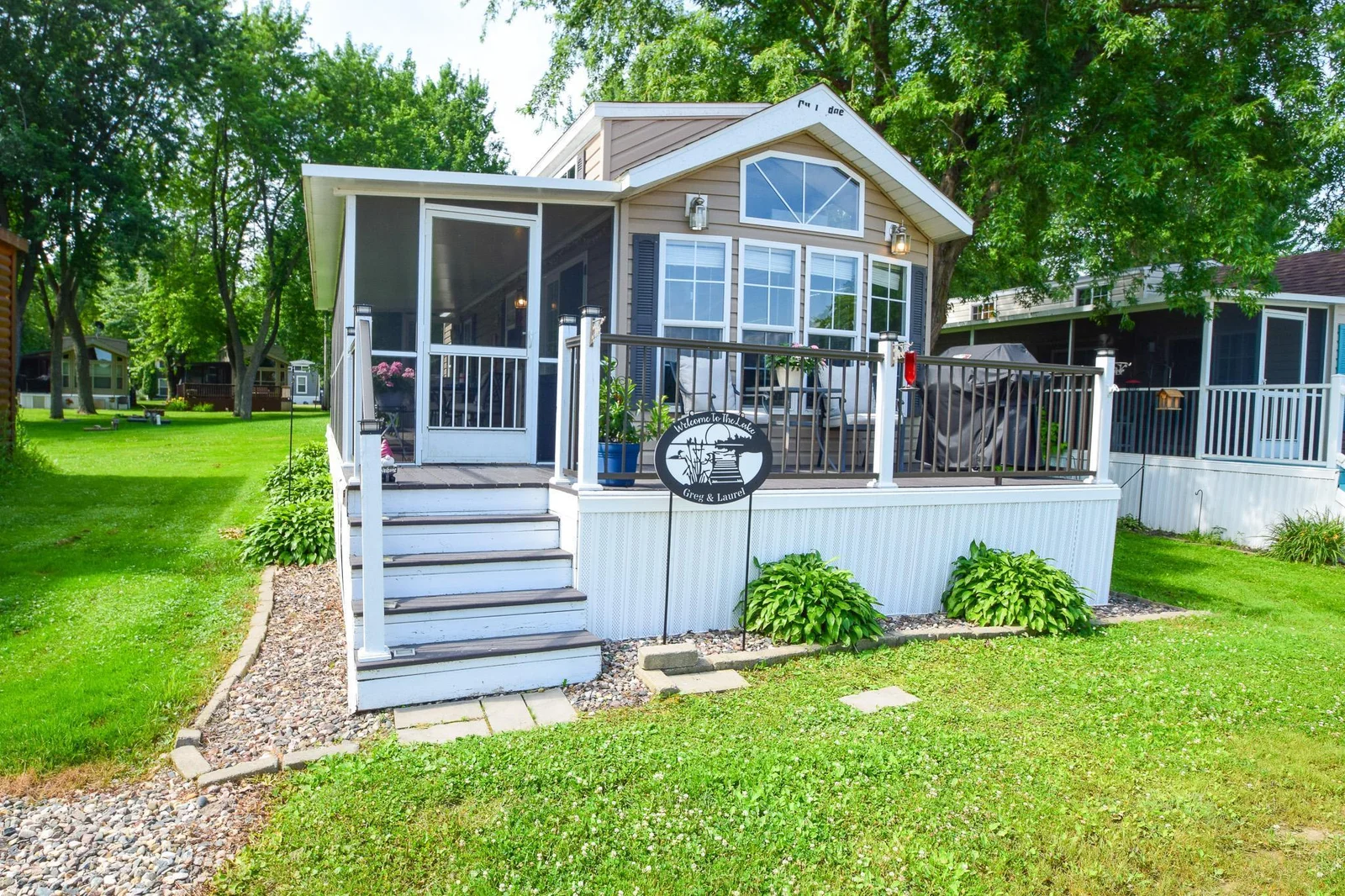 Photo 1 of 18096 Browns Lake