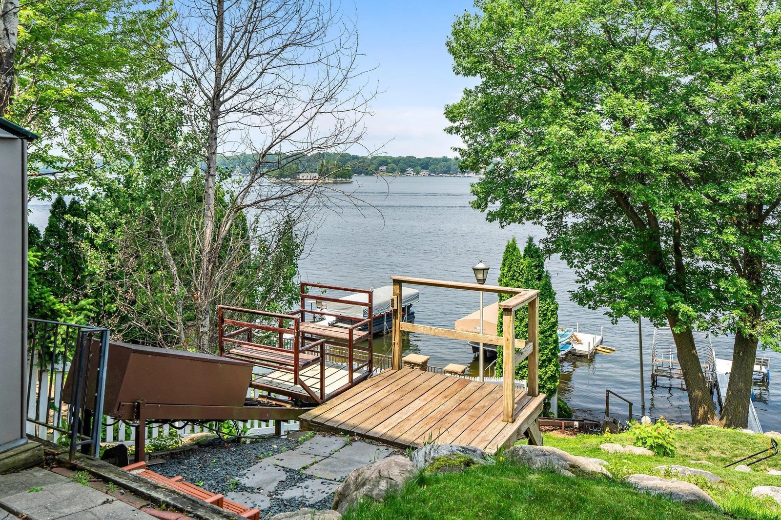 Easy access down to the lake on the lift