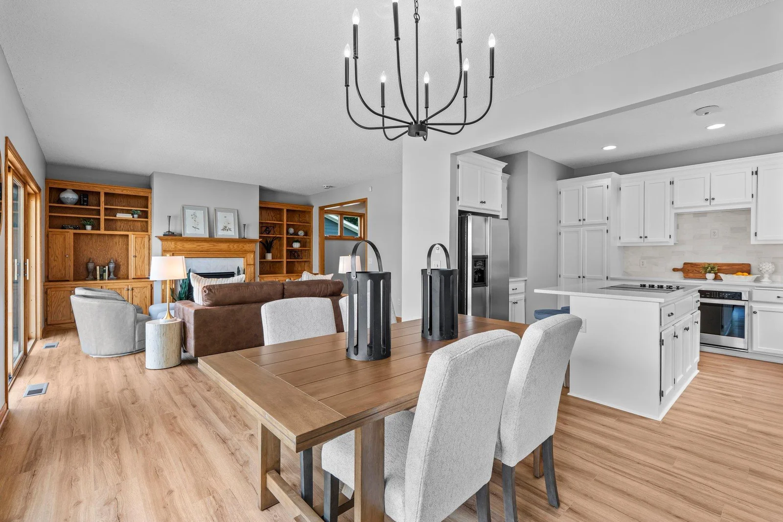 Neutral color scheme and great floor plan
