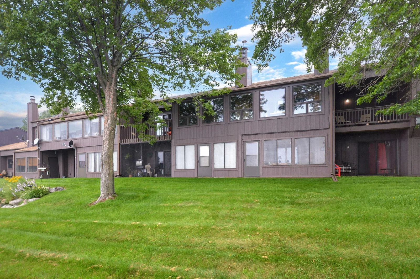 Photo 1 of 21780 442nd