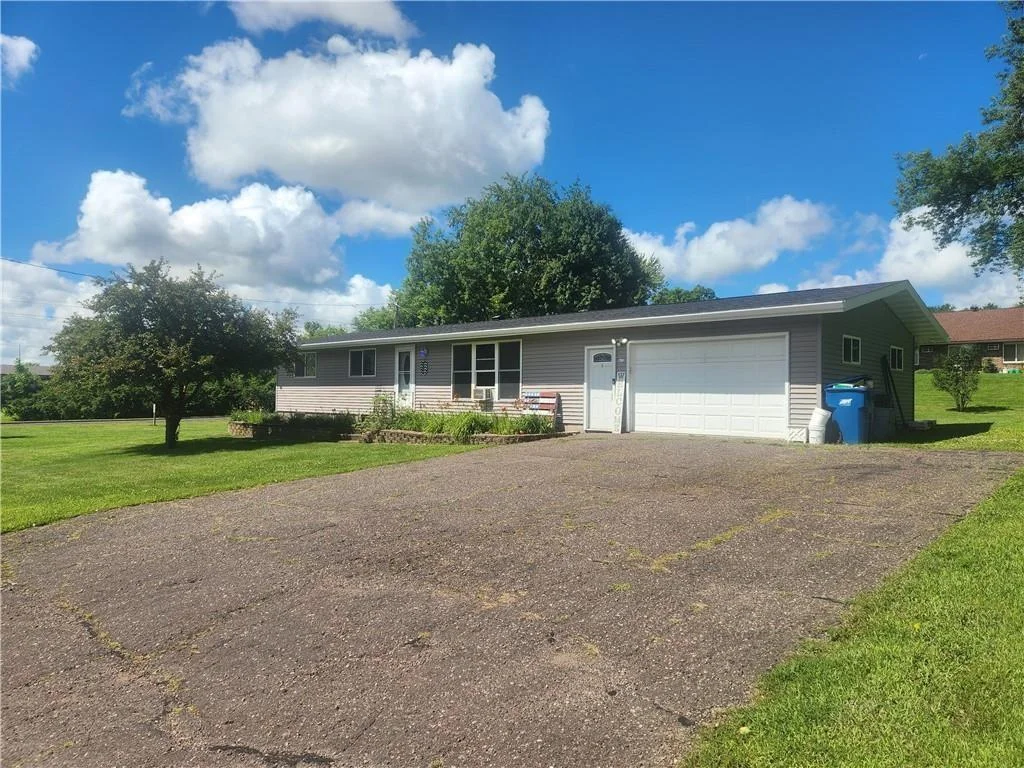 704 Wisconsin Avenue, Rice Lake