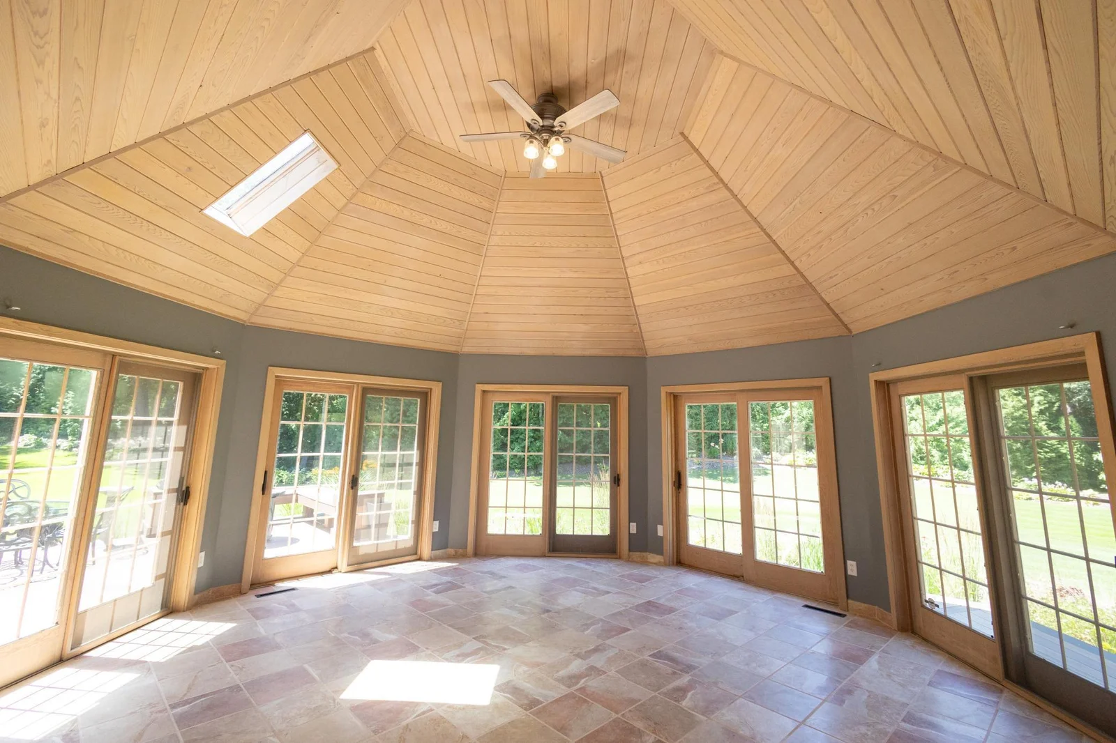 Beautiful large oversized porch