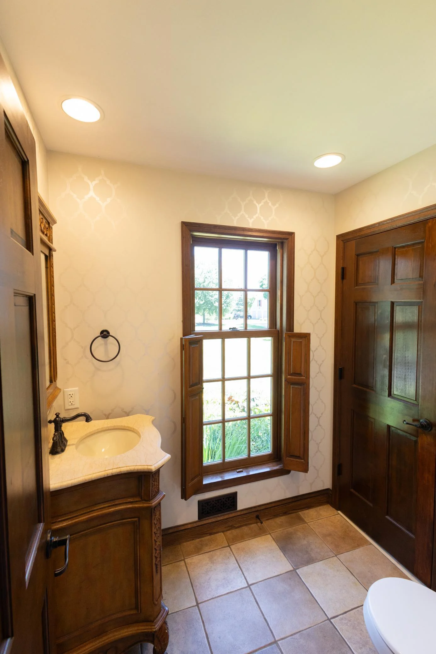 Main level powder room