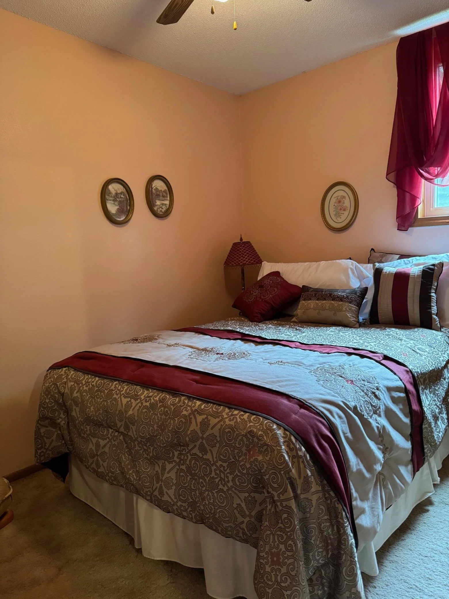 bed 3.jpg