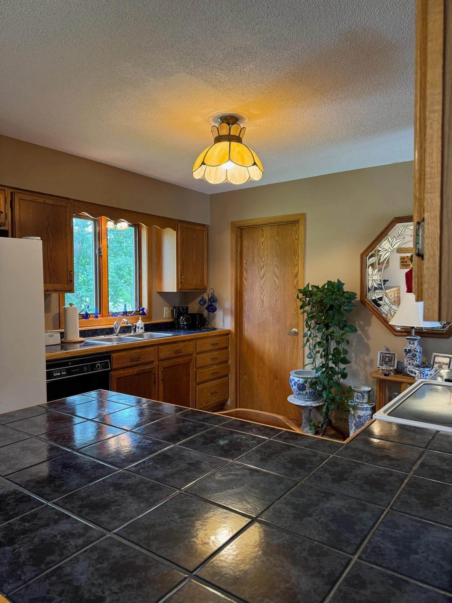 kitchen 4.jpg