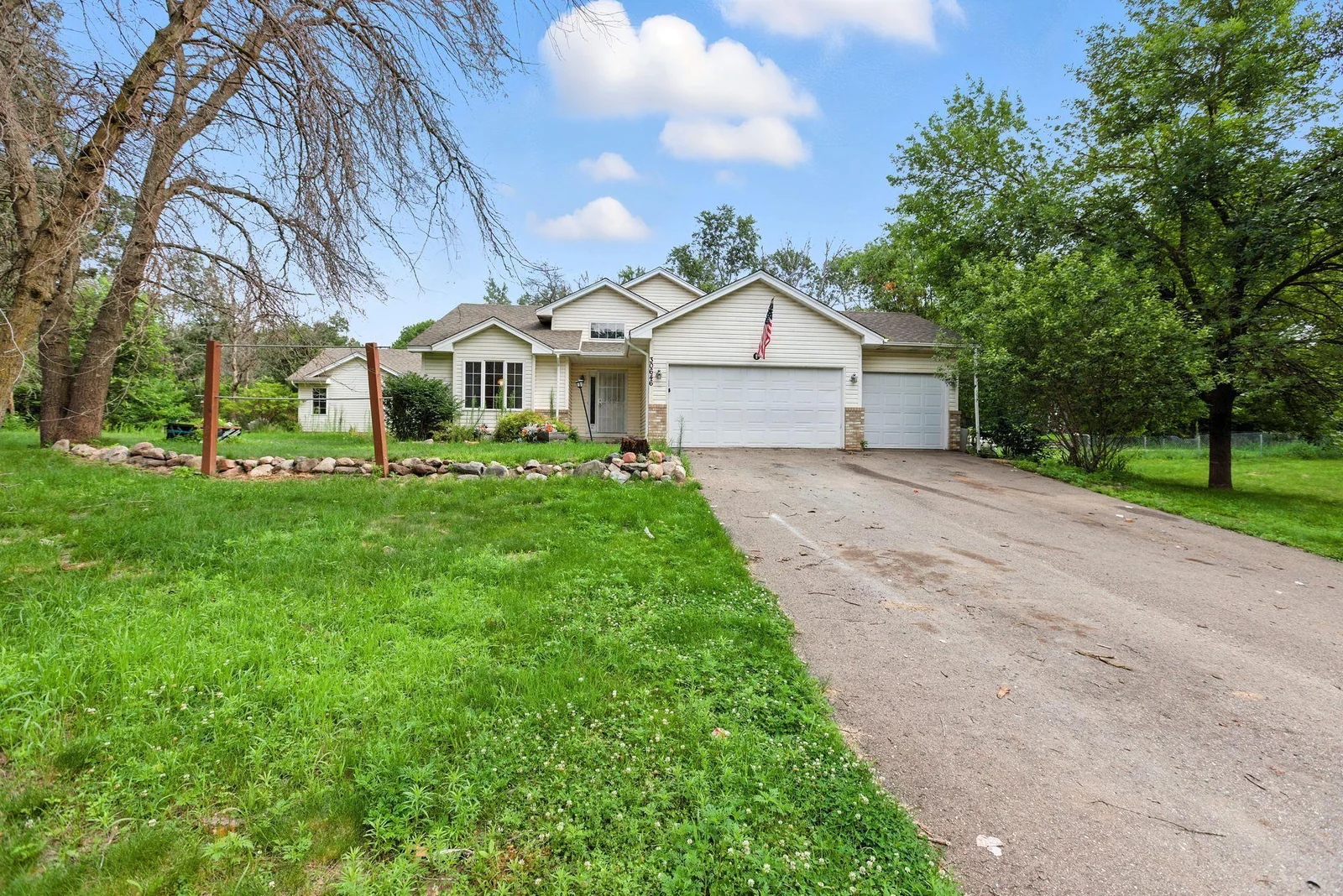 30646 Navajo Street, Bradford Twp