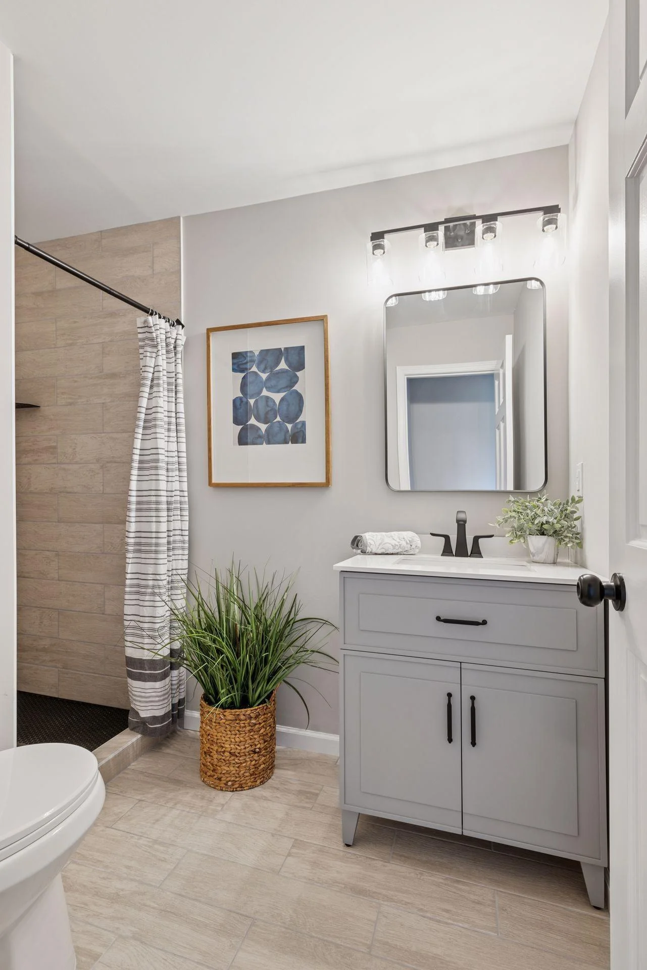 Upper Level Private Bathroom 1