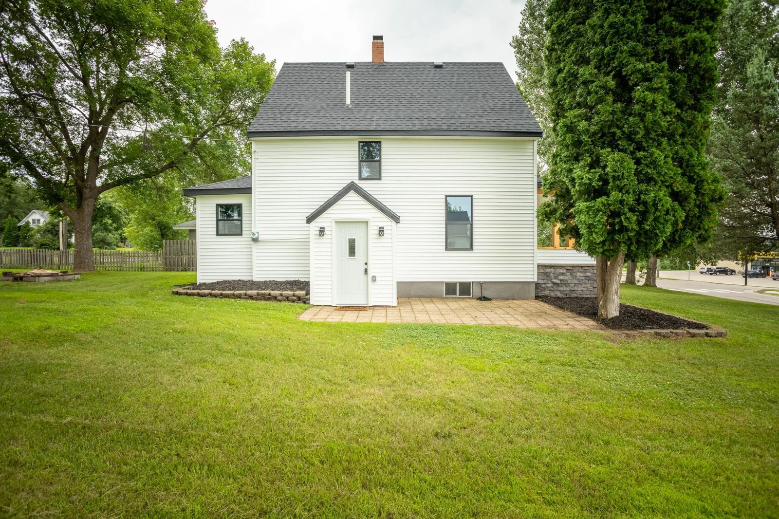580 7th Street