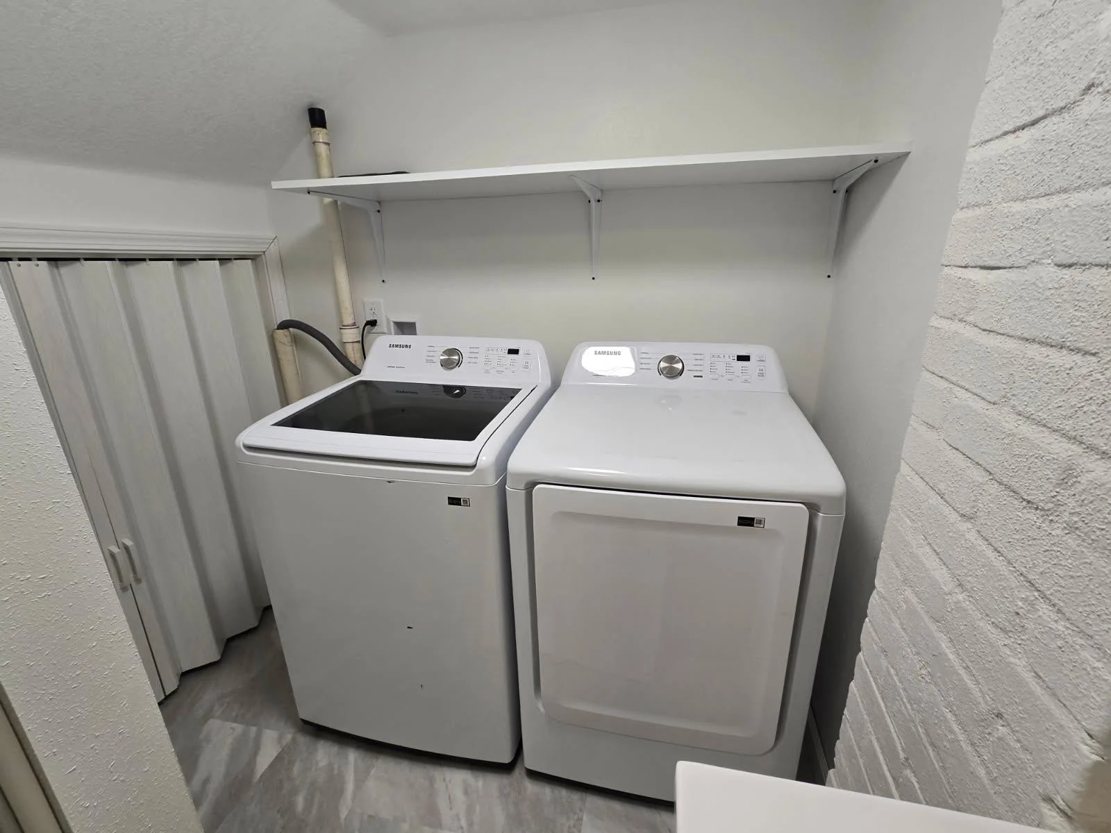 Washer & Dryer