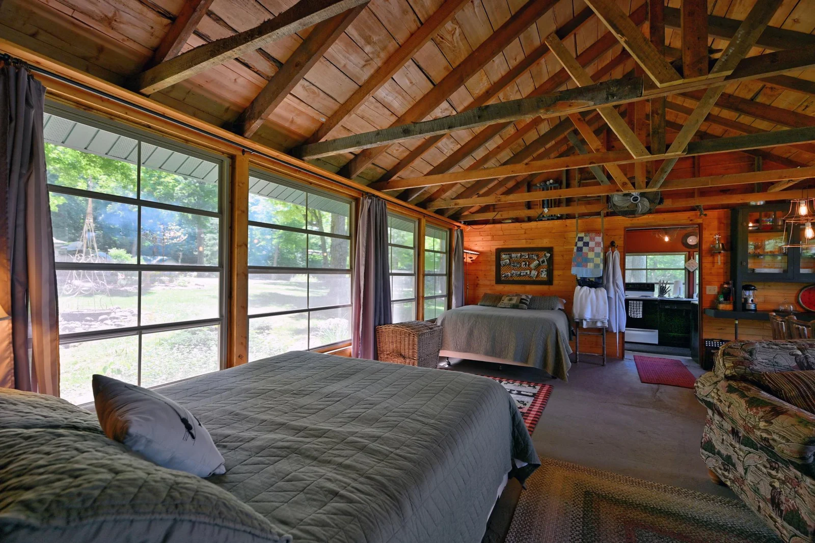 Edgewater Escape Cabin