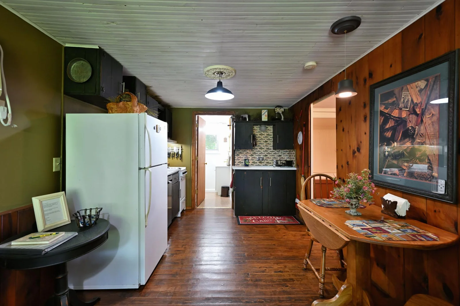 Barefoot Bungalow Cabin