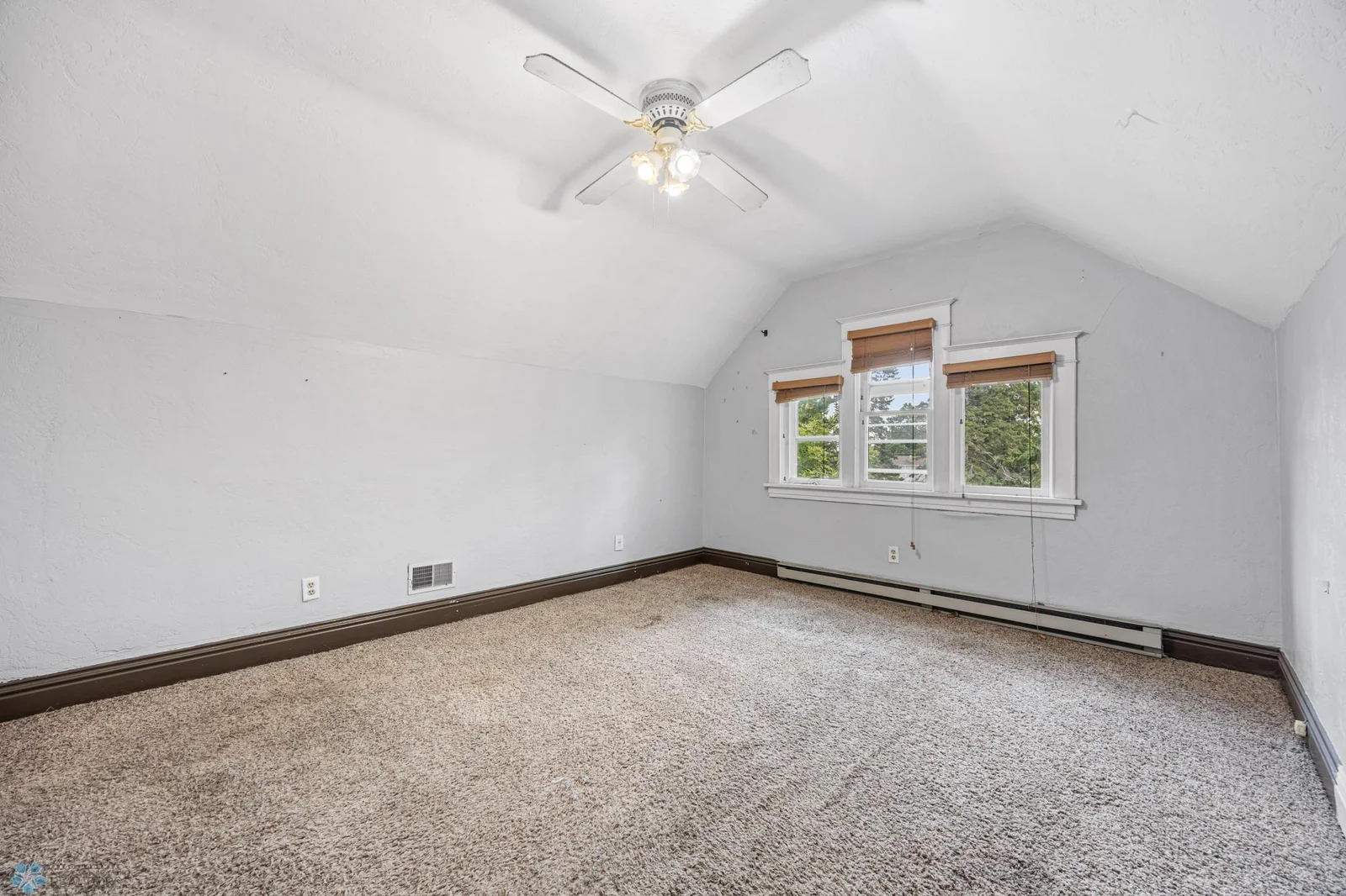 BEDROOM 3A.jpg