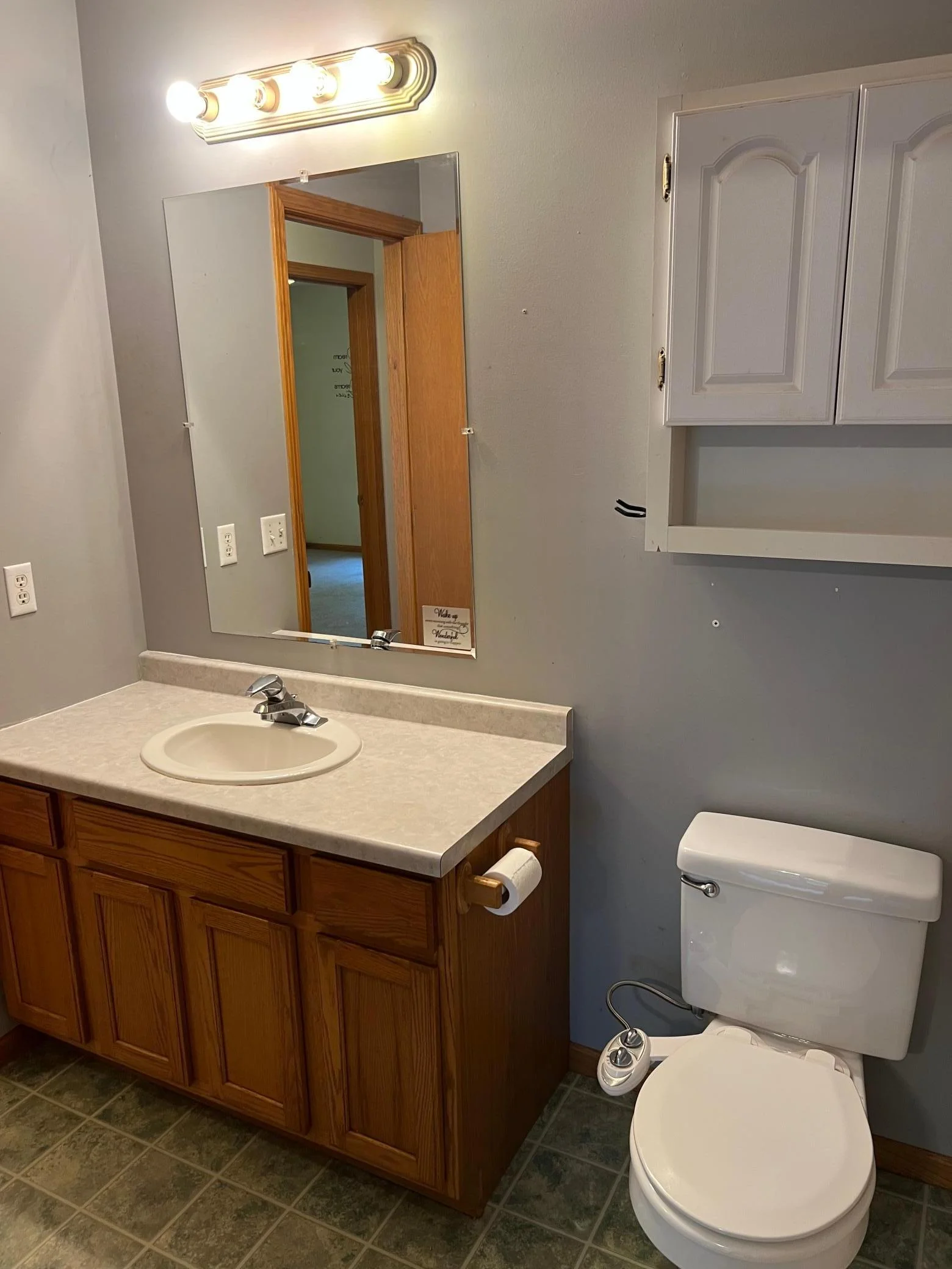 Upstairs full bath