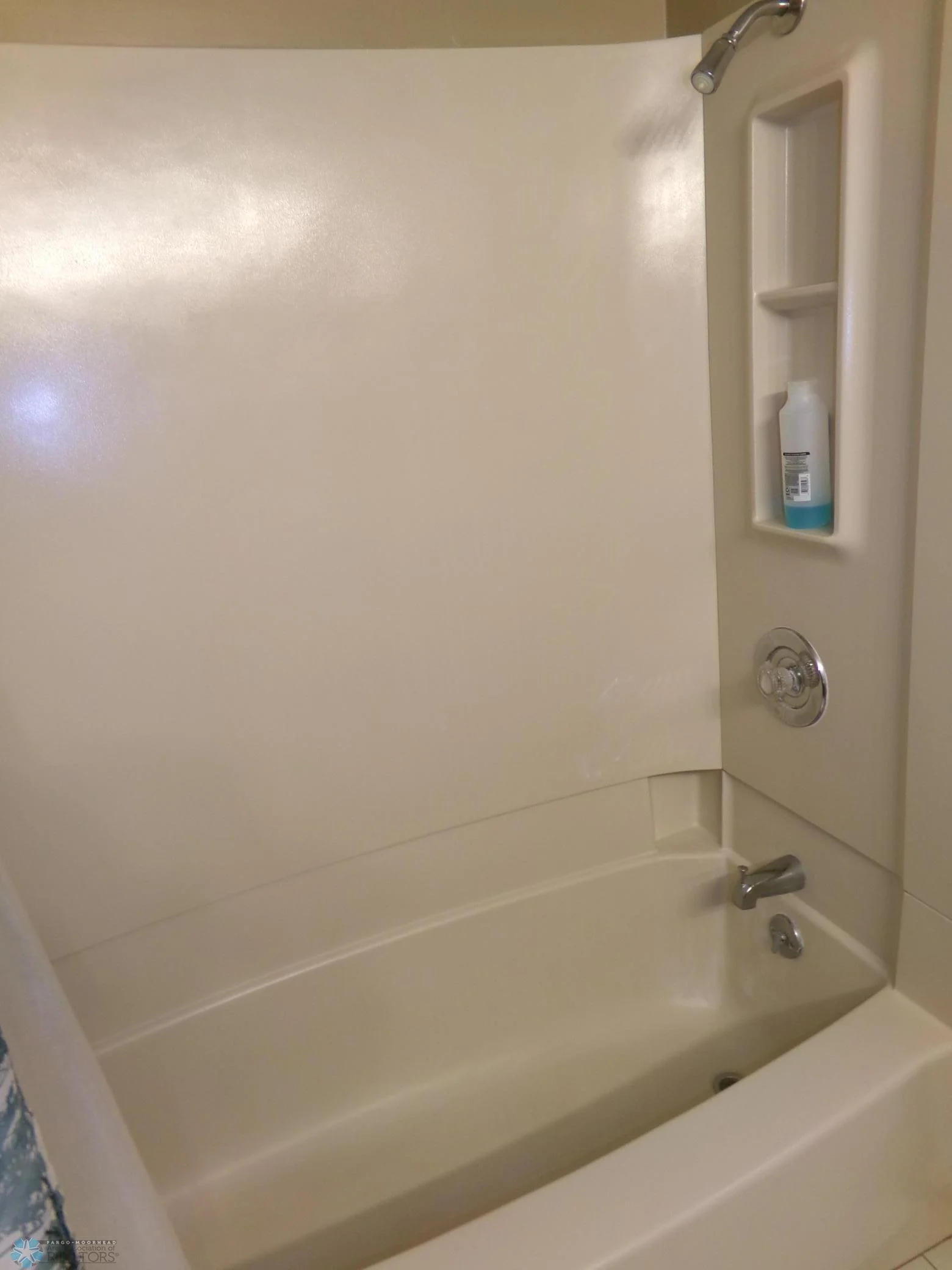 2nd Story Hallway Bath Shower, Tub.